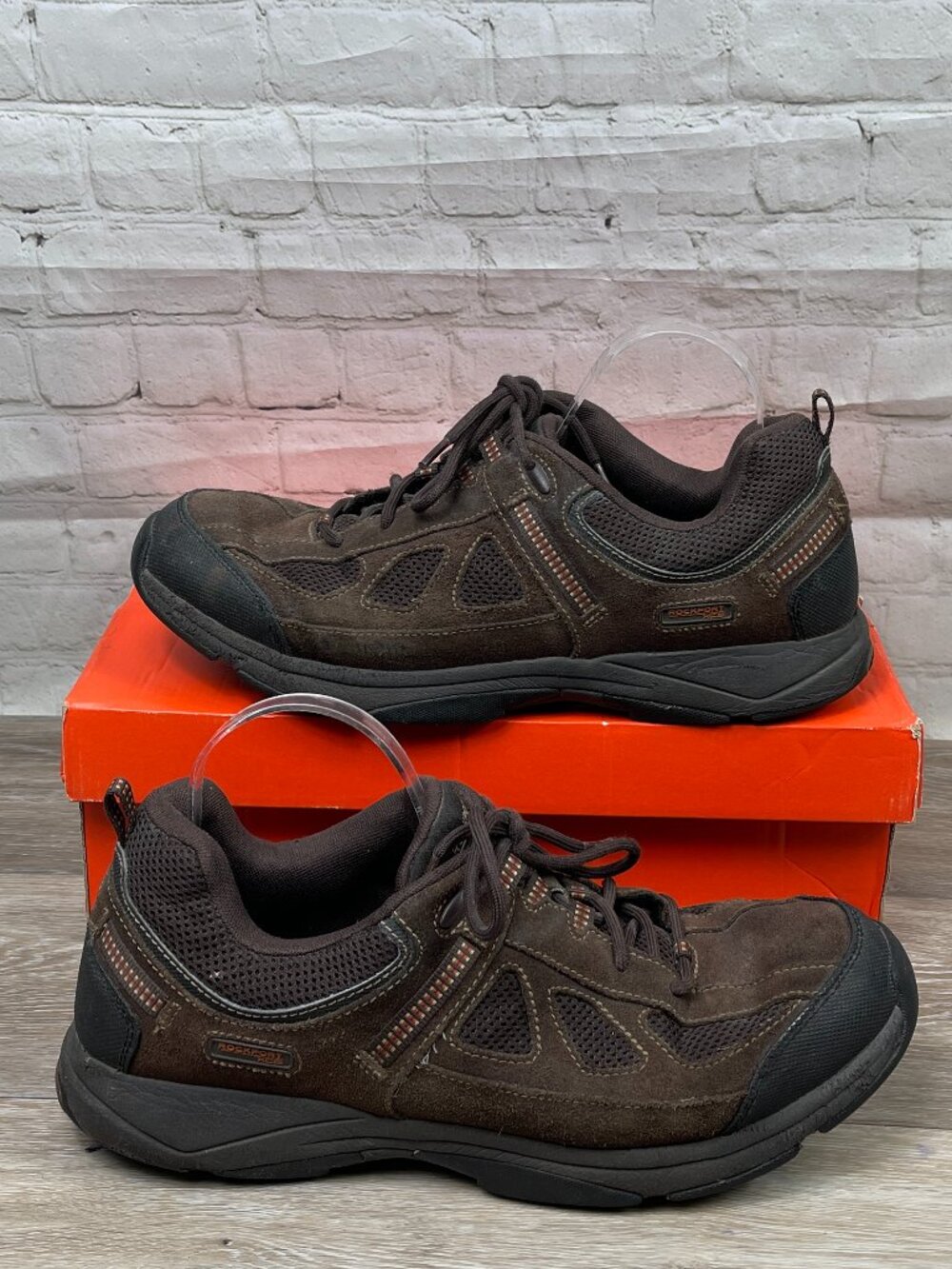 Rockport XCS Men's Brown and Black Athletic Walking Trail Shoes EUC Size 11